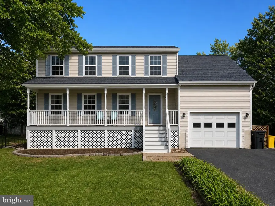 3847 Holly Dr, Edgewater, MD 21037 - #2