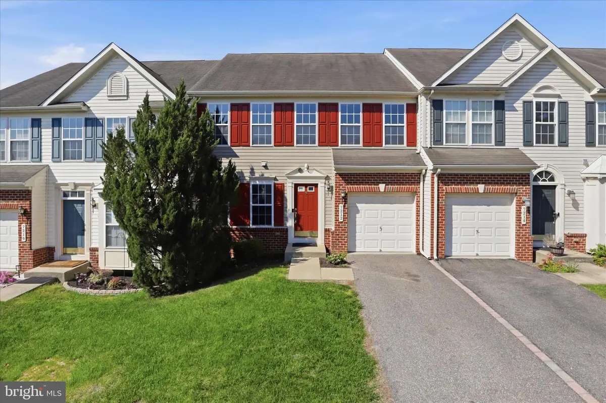 7212 Banwell Ct, Hanover, MD 21076 - #1
