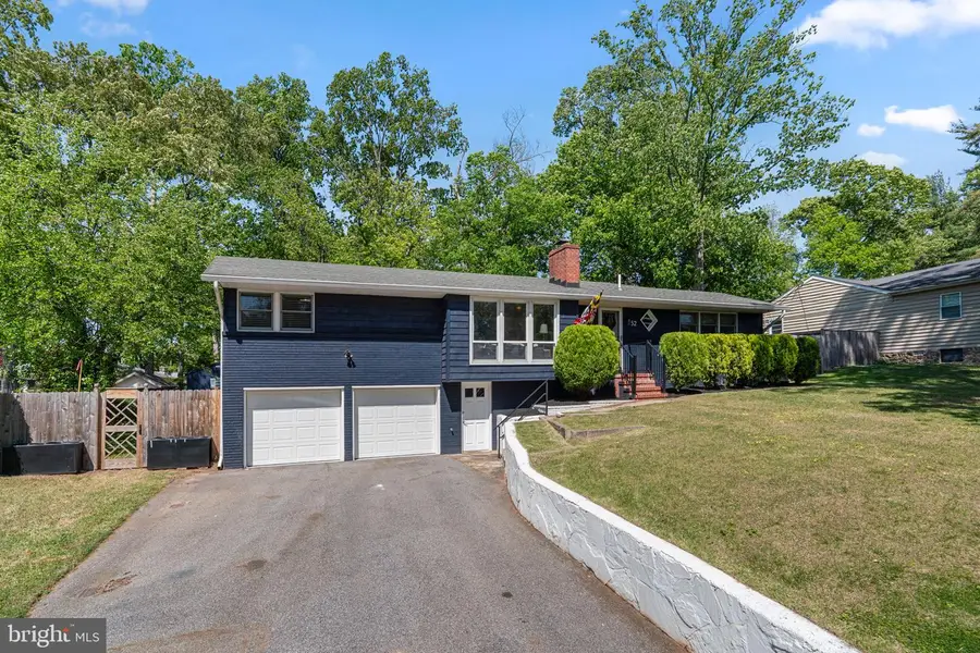 52 Sunset Dr, Severna Park, MD 21146 - #2