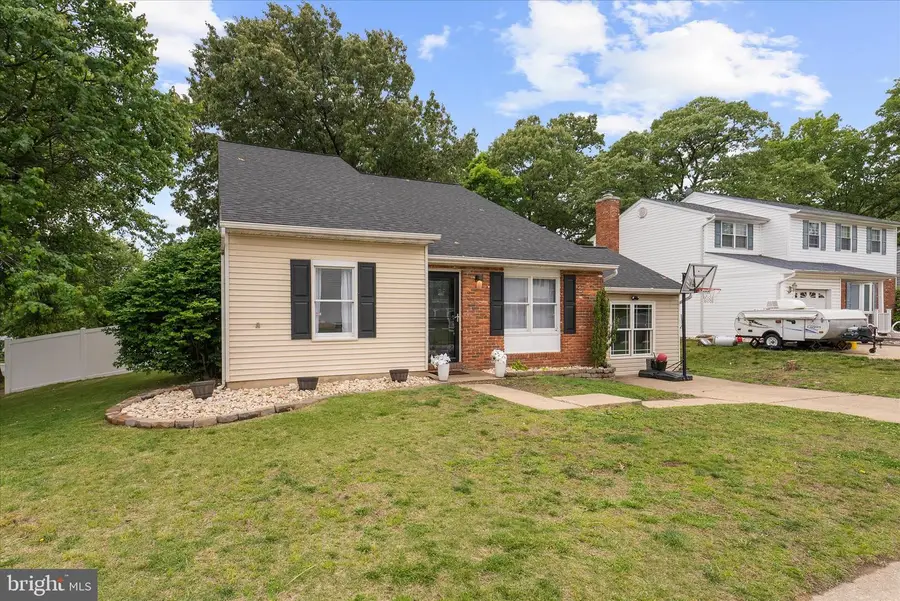 325 Double Eagle Dr, Linthicum Heights, MD 21090 - #3