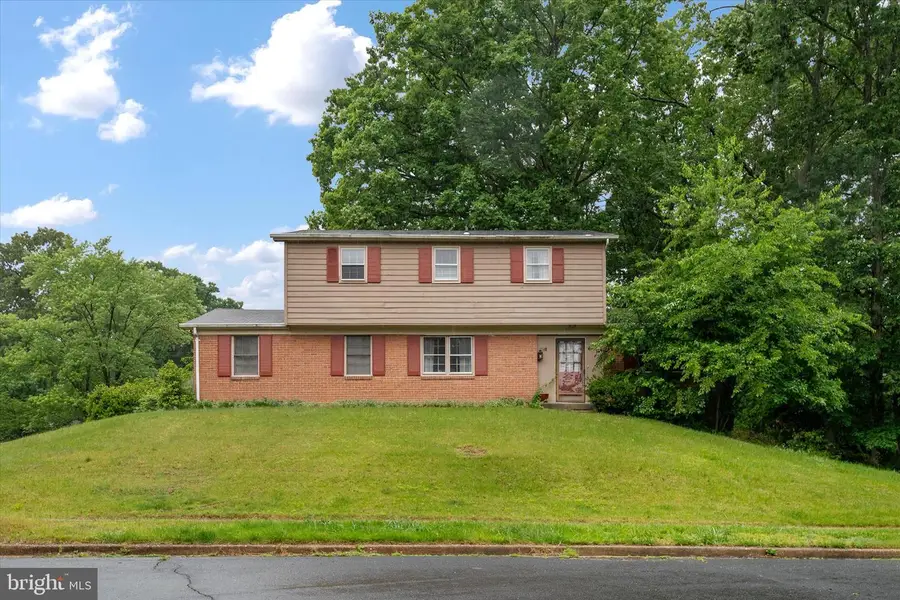 609 Kensington Ave, Severna Park, MD 21146 - #3
