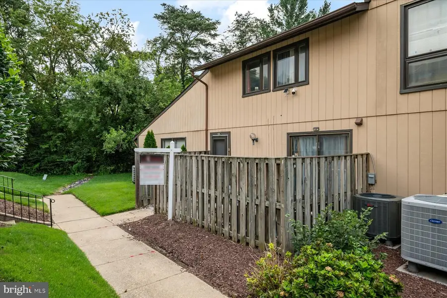 516 West Ct, Glen Burnie, MD 21061 - #3