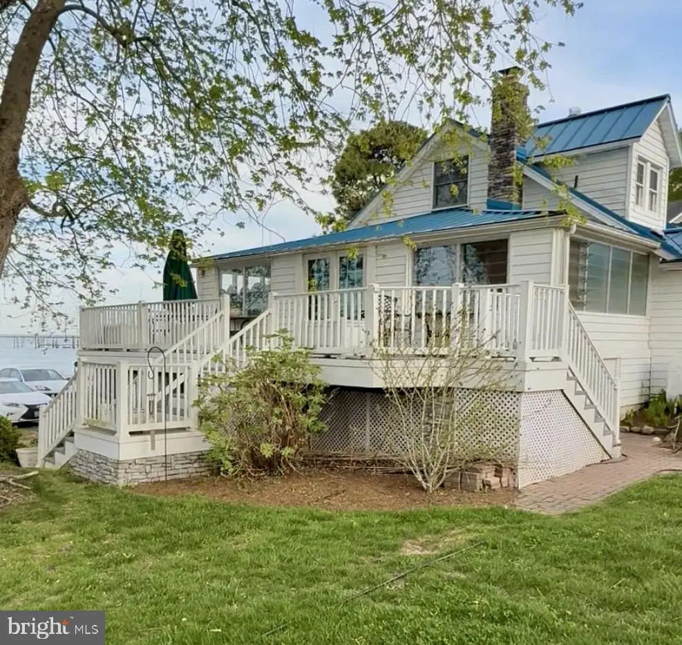 6220 Shore Ln, Tracys Landing, MD 20779 - #1