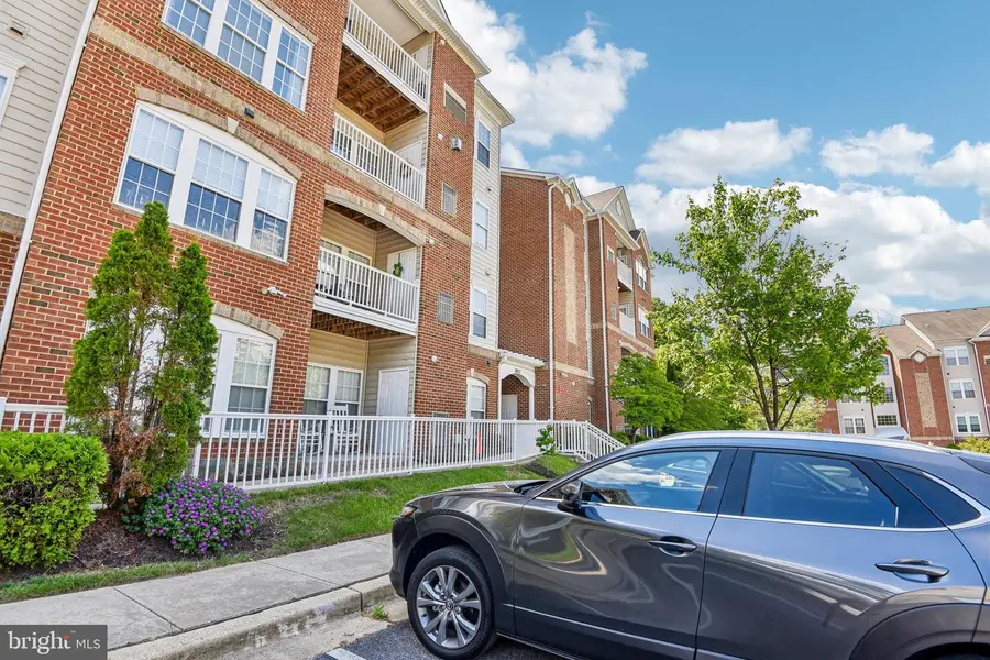 1013 Samantha Ln #401, Odenton, MD 21113 - #3