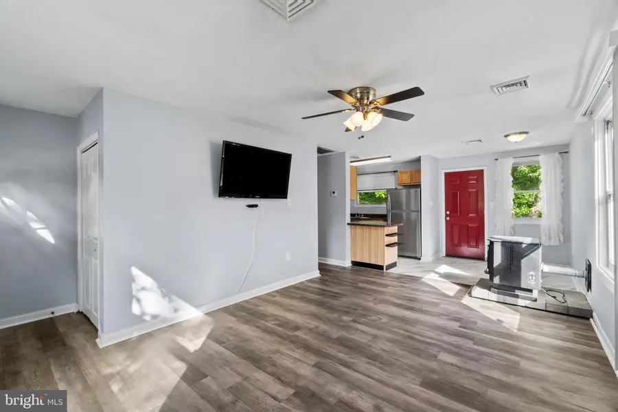 1924 Norwich Rd, Glen Burnie, MD 21061 - #3