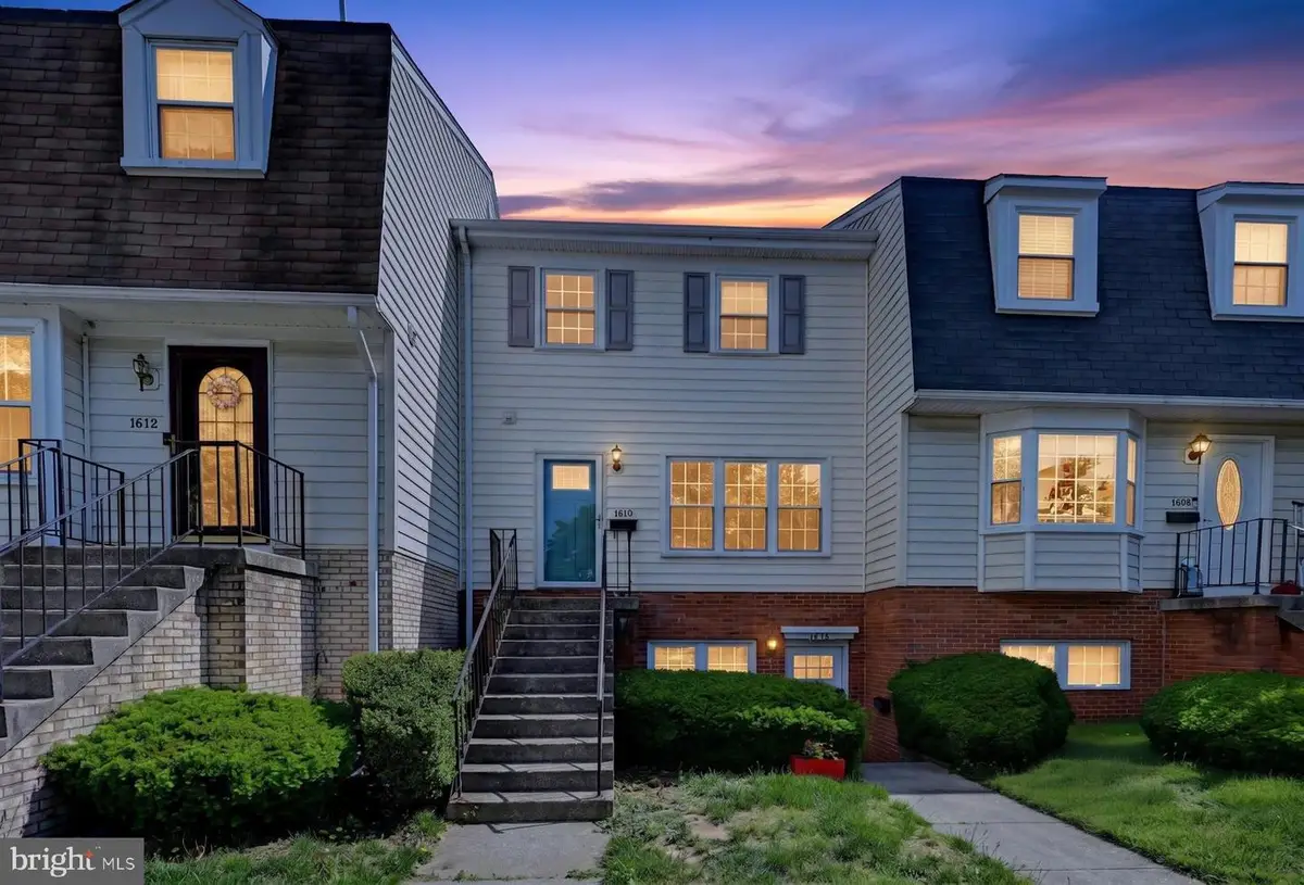 1610 E Bancroft Ln, Crofton, MD 21114 - #1
