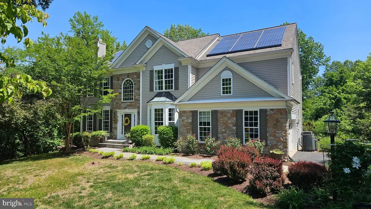 6107 Traceys Overlook Rd, Tracys Landing, MD 20779 - #1
