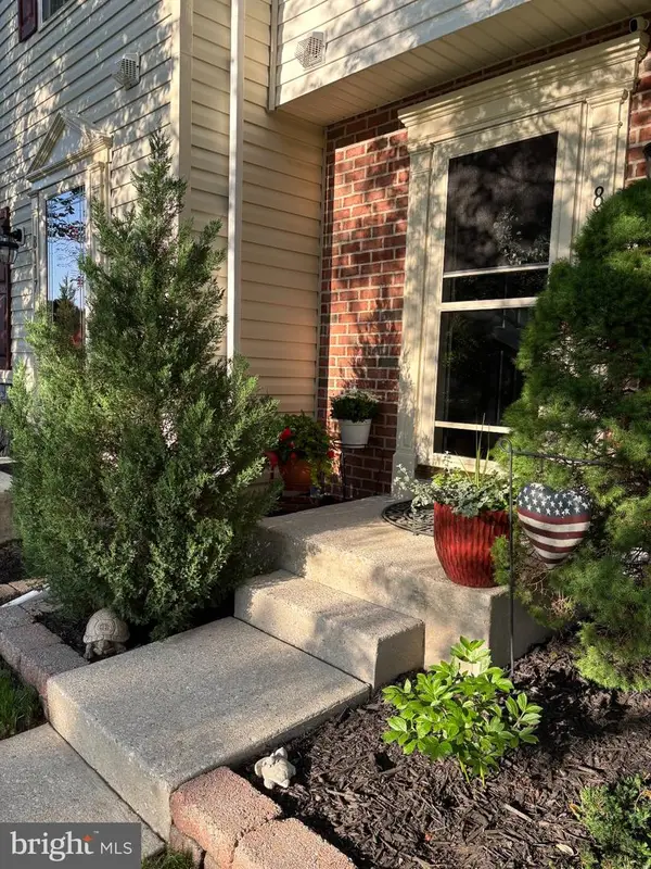 8119 Gray Stone Ln, PASADENA, MD 21122