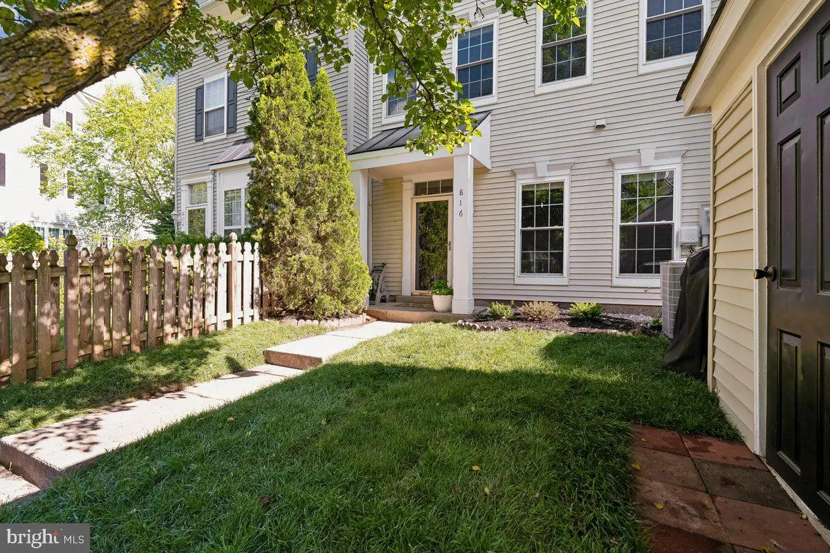 816 Estuary Dr, Odenton, MD 21113 - #1