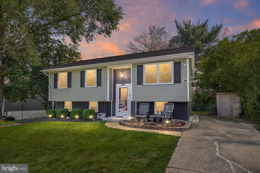 8249 Victoria Rd, Millersville, MD 21108 - #2
