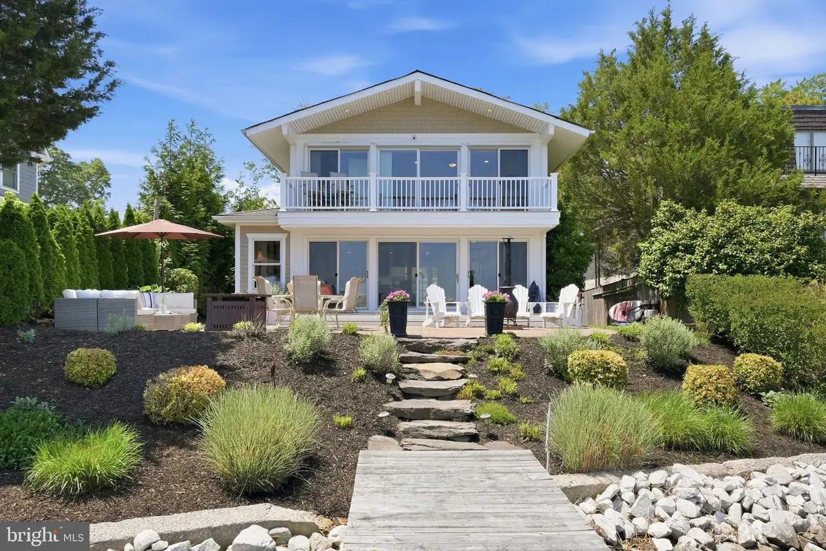 4923 E Chalk Point Rd, West River, MD 20778 - #1