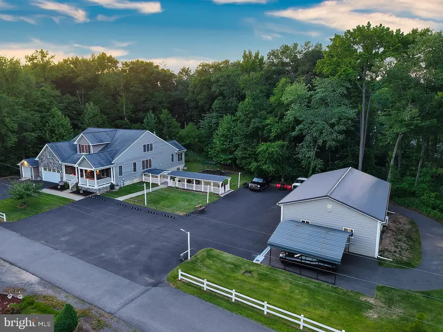 8024 Solley Rd, Glen Burnie, MD 21060 - #3