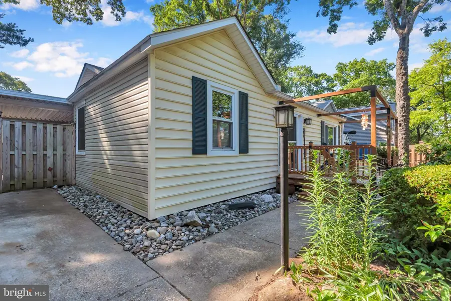 86 Riverside Dr, Severna Park, MD 21146 - #3