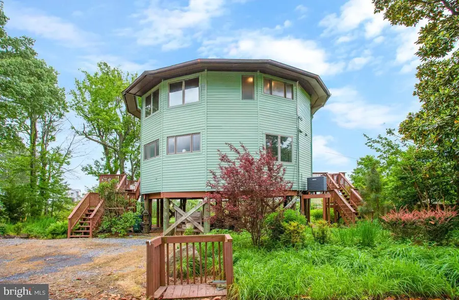 5341 Al Jones Dr, Shady Side, MD 20764 - #3