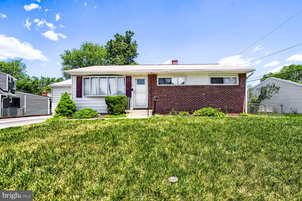 19 Leymar Rd, Glen Burnie, MD 21060 - #1