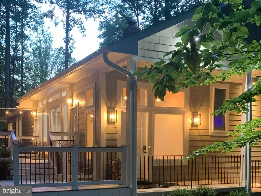 3633 Patuxent River Rd, Davidsonville, MD 21035 - #3