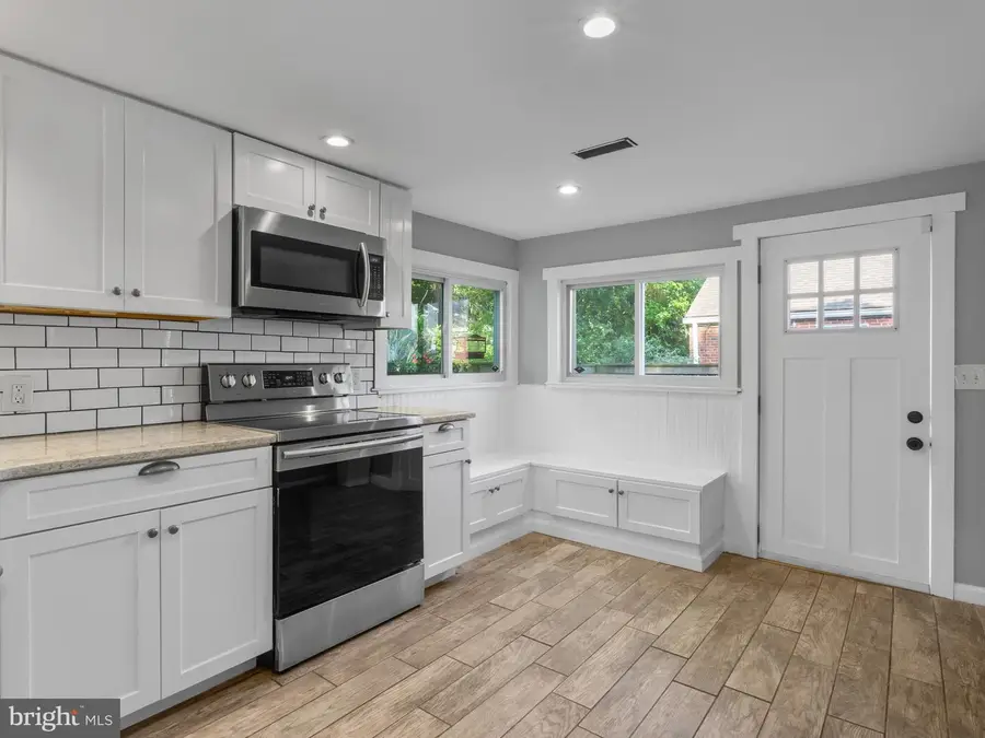 519 Highland Dr, Edgewater, MD 21037 - #3