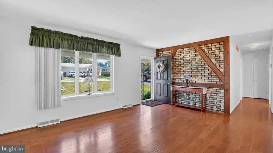 1264 Rock Hill Rd, Pasadena, MD 21122 - #3