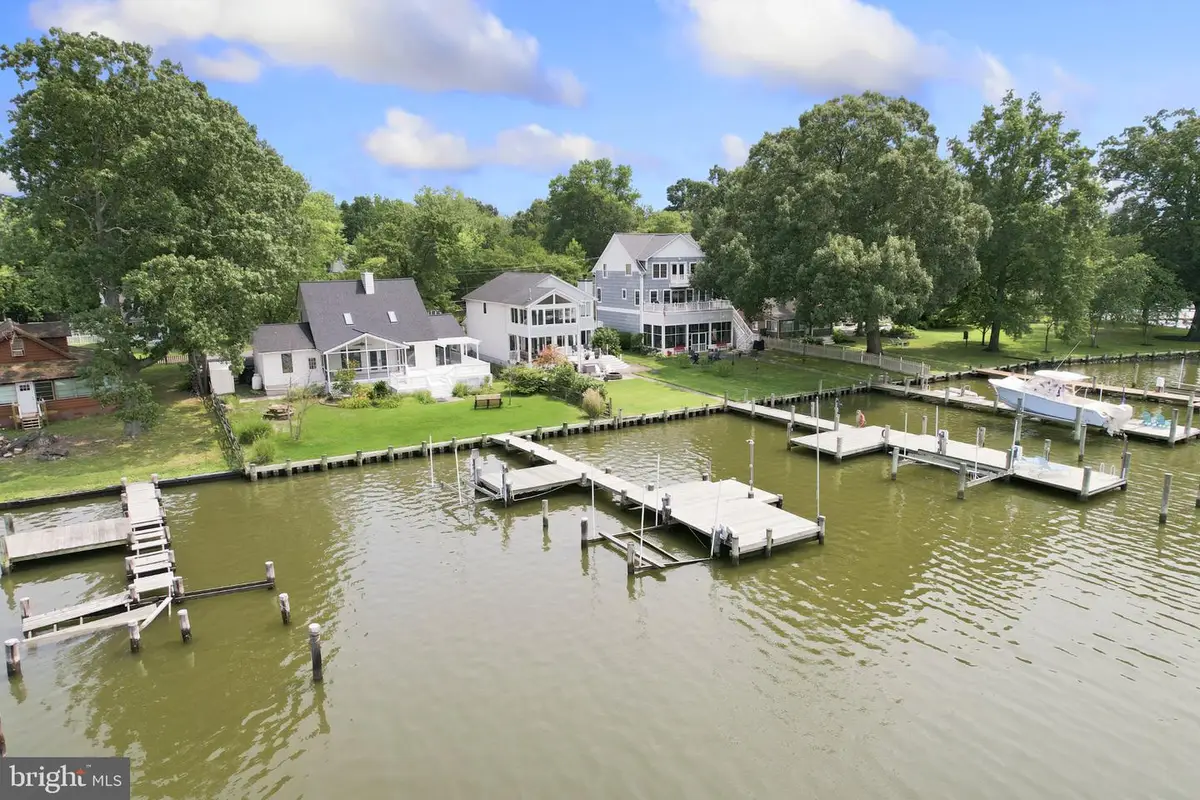 4958 Lerch Dr, Shady Side, MD 20764 - #1