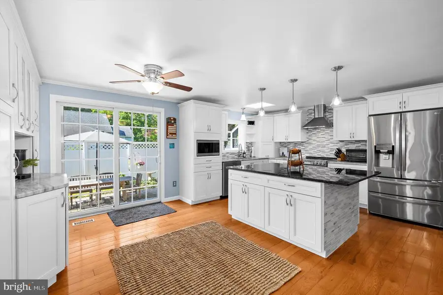 607 Amoss Rd, Severna Park, MD 21146 - #2