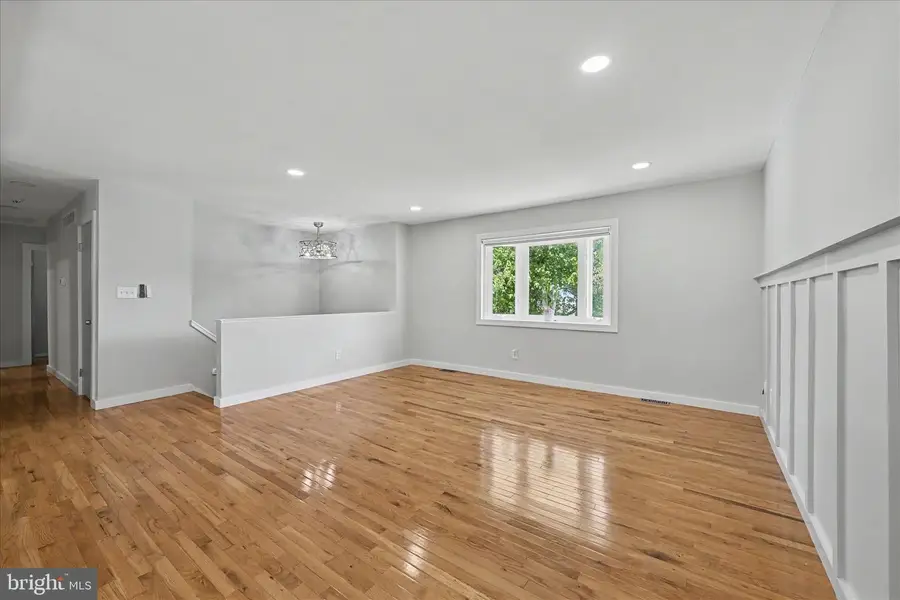 401 Grove Ridge Ct, Linthicum Heights, MD 21090 - #3