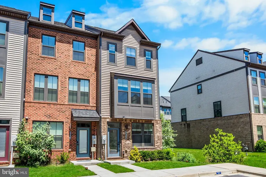 530 Levanna Ln, Glen Burnie, MD 21060 - #2