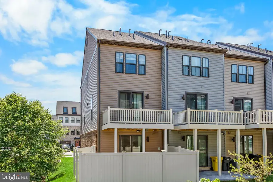 530 Levanna Ln, Glen Burnie, MD 21060 - #3