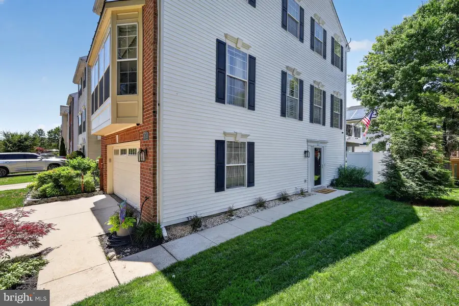 8715 Silent Ct, Odenton, MD 21113 - #3