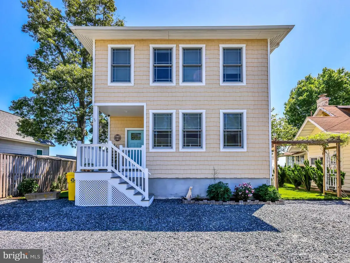 4721 Oak Rd, Shady Side, MD 20764 - #1