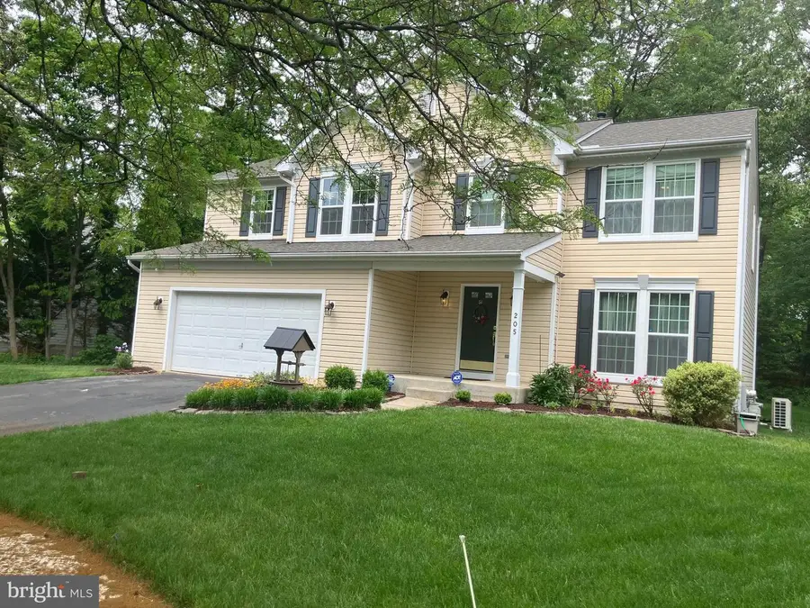 205 Foxridge Ct, Glen Burnie, MD 21061 - #2