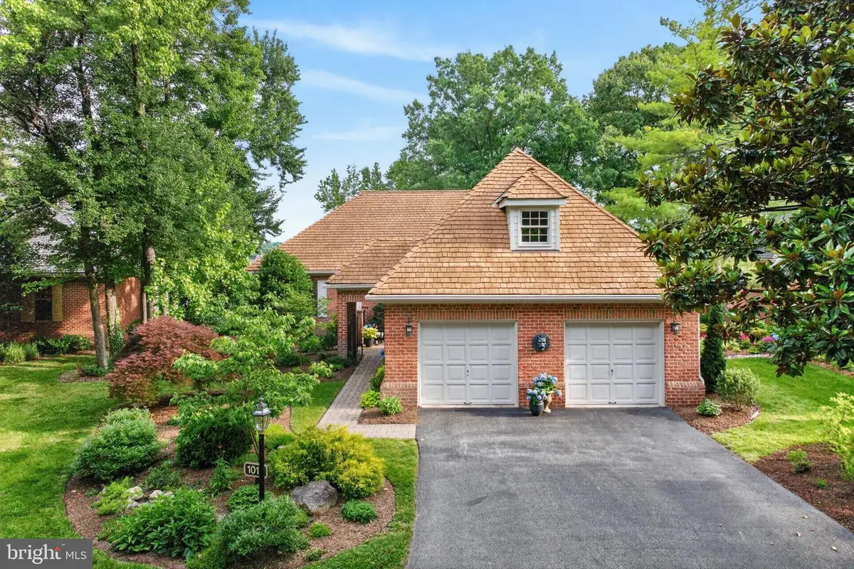 1010 S River Landing Rd, Edgewater, MD 21037 - #1