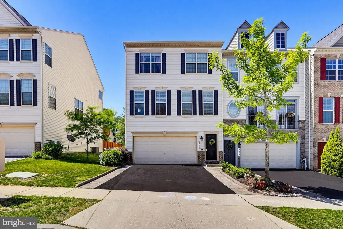 911 Whitstable Blvd, Arnold, MD 21012 - #1