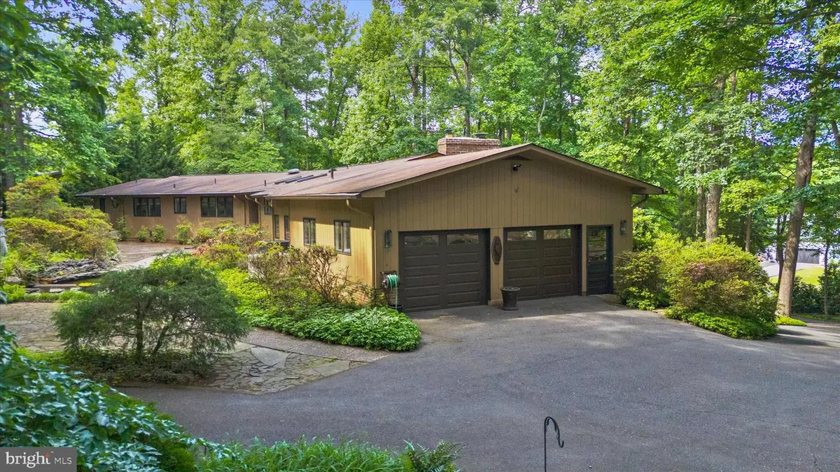 698 Discovery Rd, Davidsonville, MD 21035 - #1