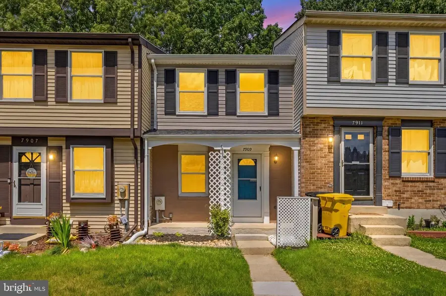 7909 Wellesley Ct, Pasadena, MD 21122 - #2