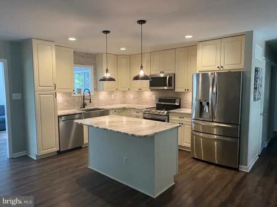 491 Derby Ct, Severna Park, MD 21146 - #2