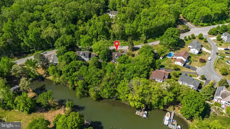 4218 Shoreham Beach Rd, Edgewater, MD 21037 - #3
