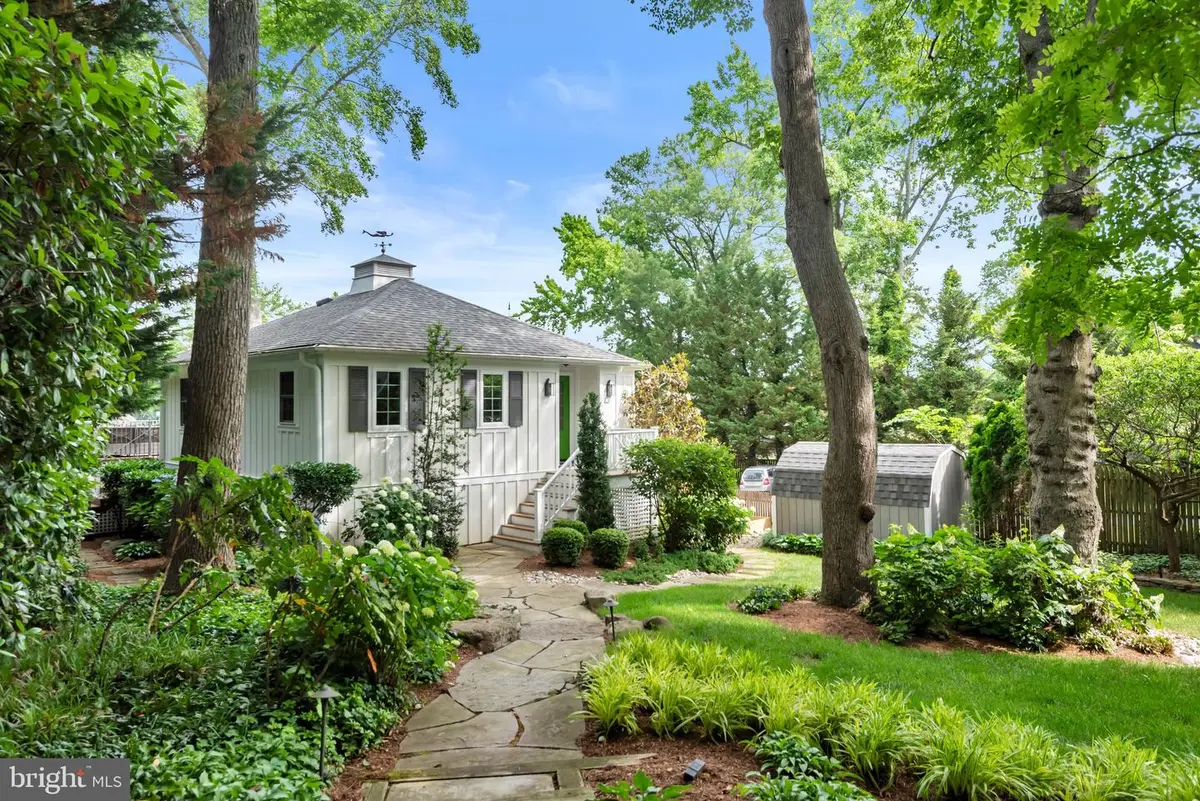 3913 Rhode Harbor Rd, Edgewater, MD 21037 - #1