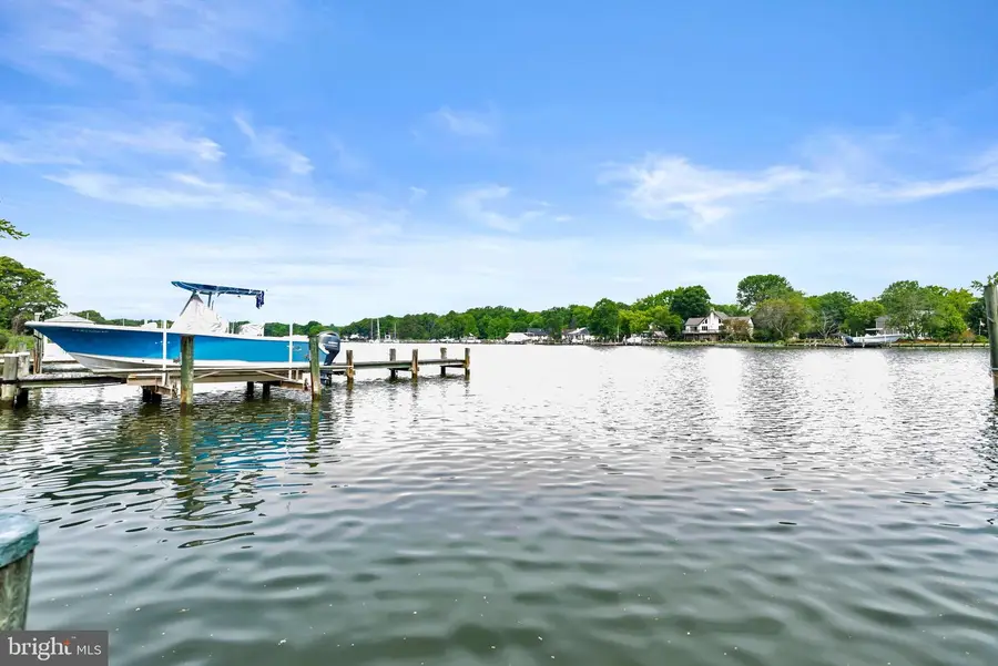 3913 Rhode Harbor Rd, Edgewater, MD 21037 - #3