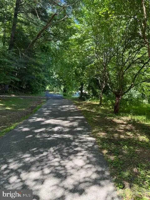 916 Woodward Ln, Crownsville, MD 21032 - #2