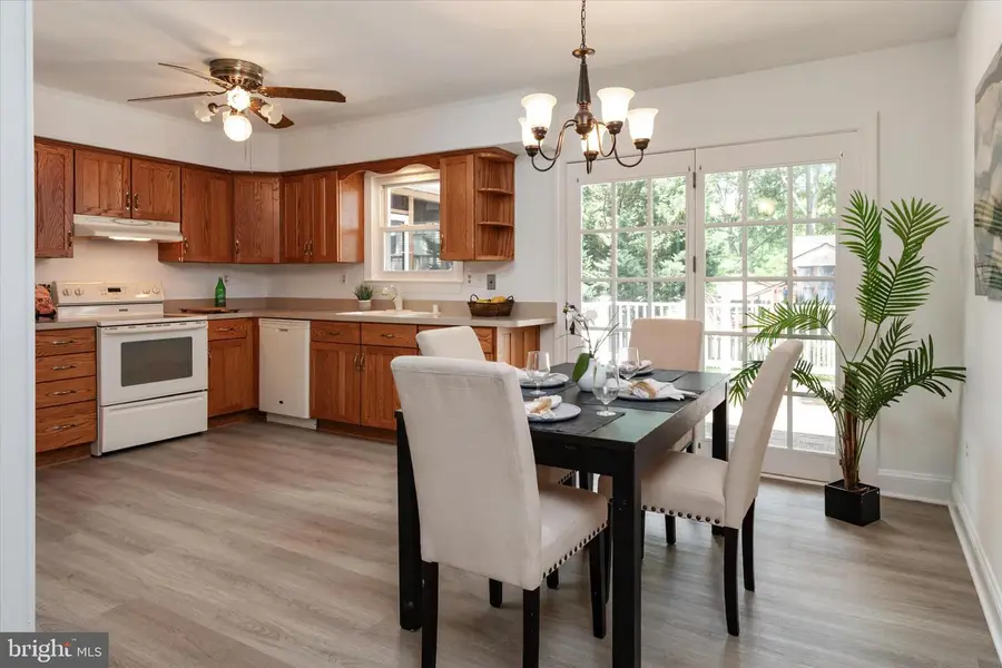 141 Delaware Ave, Pasadena, MD 21122 - #3