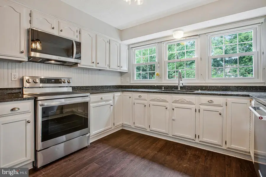 8214 Deerbrooke Ct, Pasadena, MD 21122 - #2