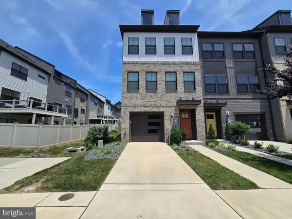 651 Chalcedony Ln, GLEN BURNIE, MD 21060