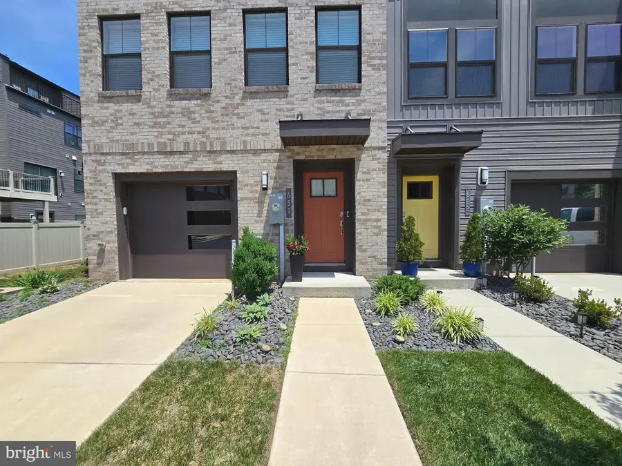 651 Chalcedony Ln, Glen Burnie, MD 21060 - #3