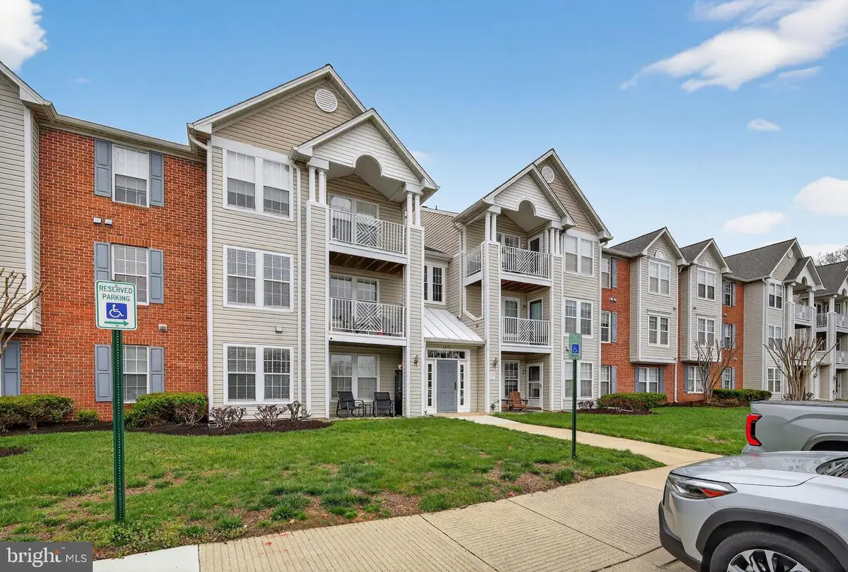 2456 Apple Blossom Ln #201, Odenton, MD 21113 - #1