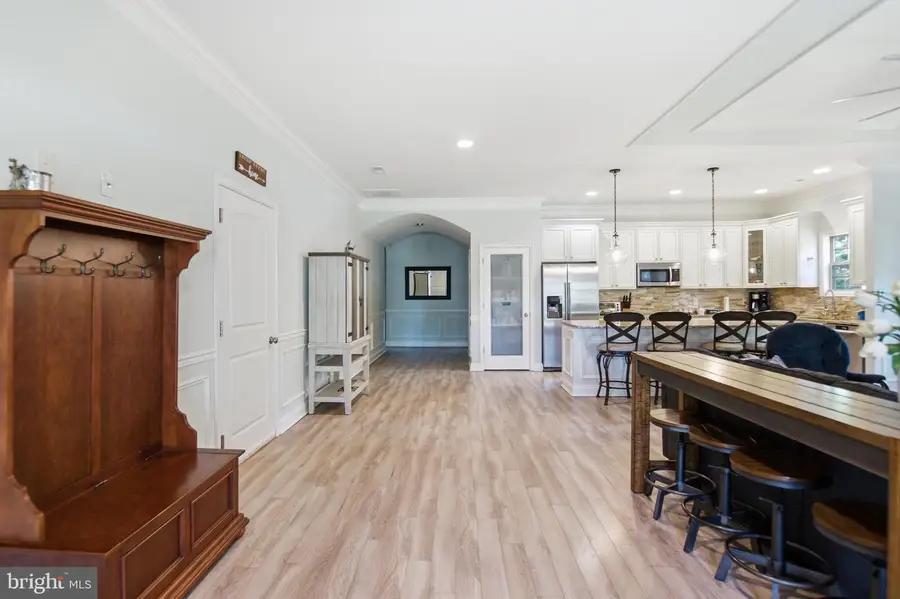 7714 Lee Dr, Pasadena, MD 21122 - #2
