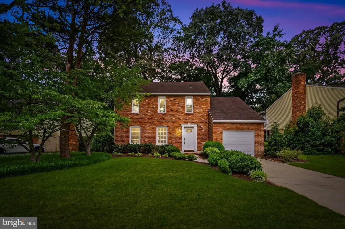 427 Yorkshire Dr, Severna Park, MD 21146 - #1