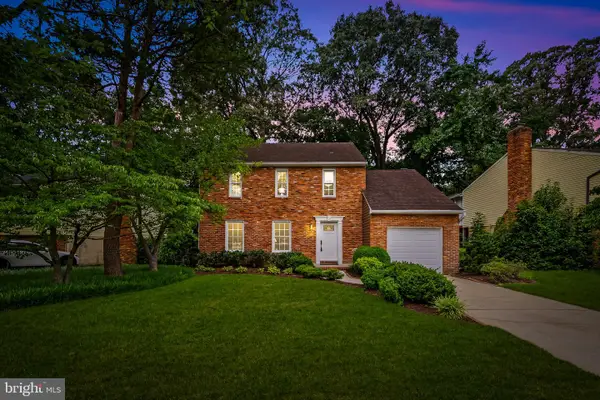 427 Yorkshire Dr, SEVERNA PARK, MD 21146