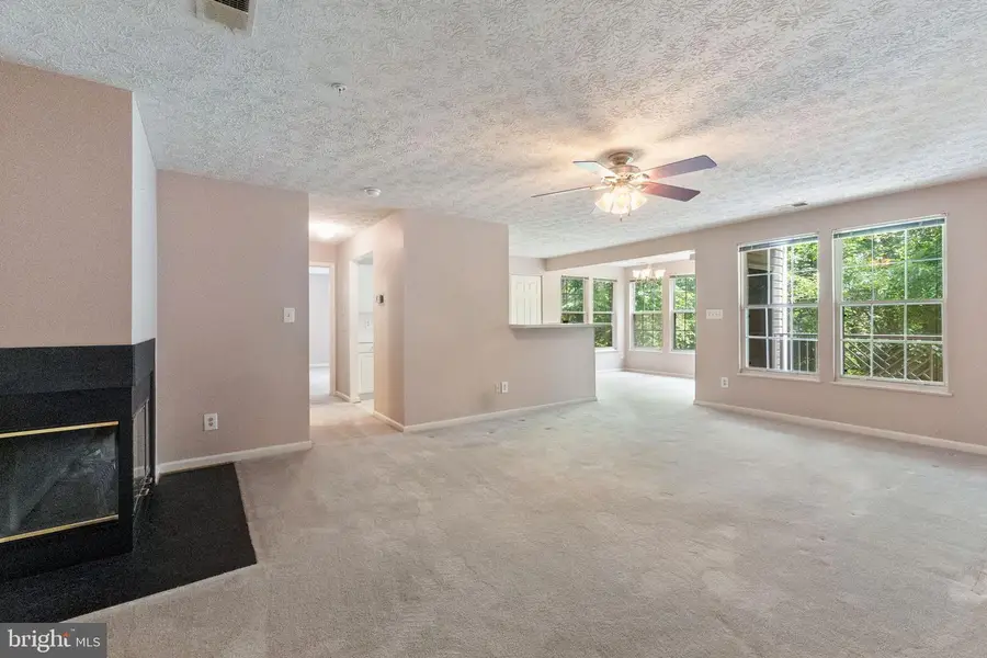 2452 Apple Blossom Ln #202, Odenton, MD 21113 - #2