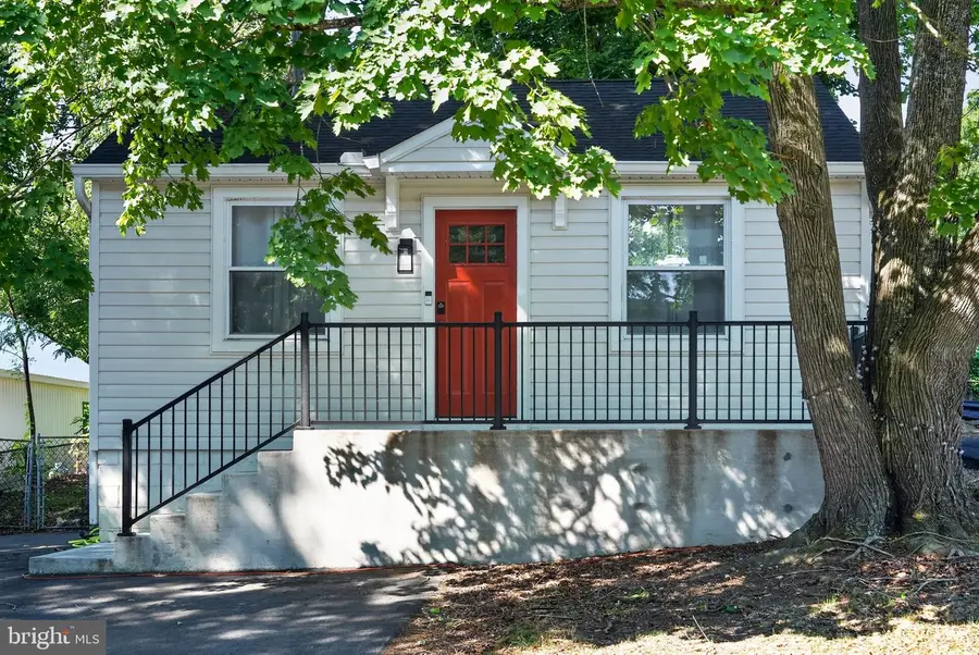 3670 5th Ave, Edgewater, MD 21037 - #2
