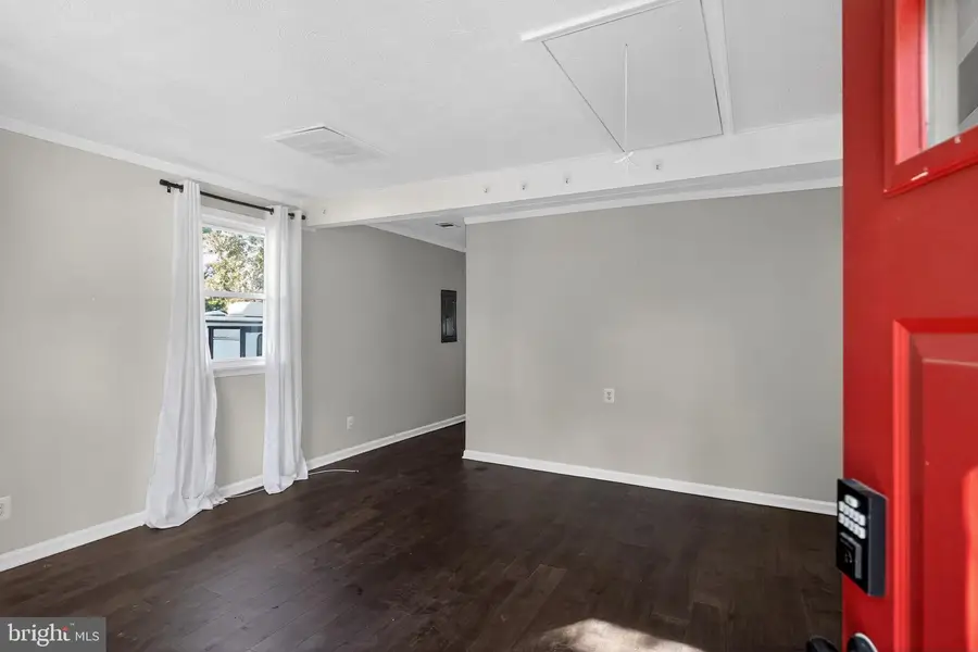 3670 5th Ave, Edgewater, MD 21037 - #3